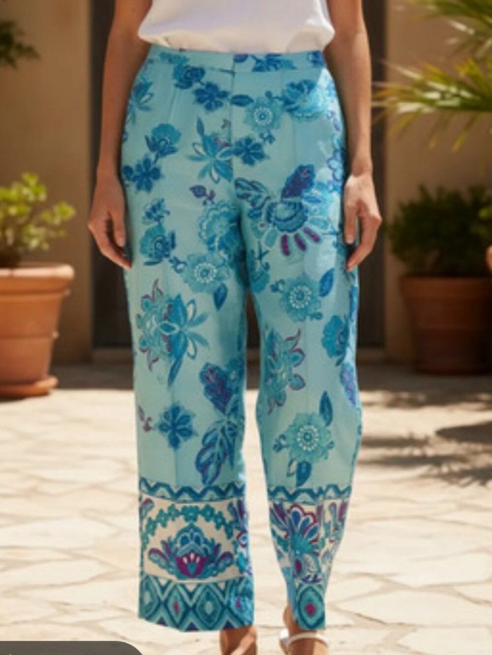 Magaschoni Blue Brush Floral Cropped Pants S/P